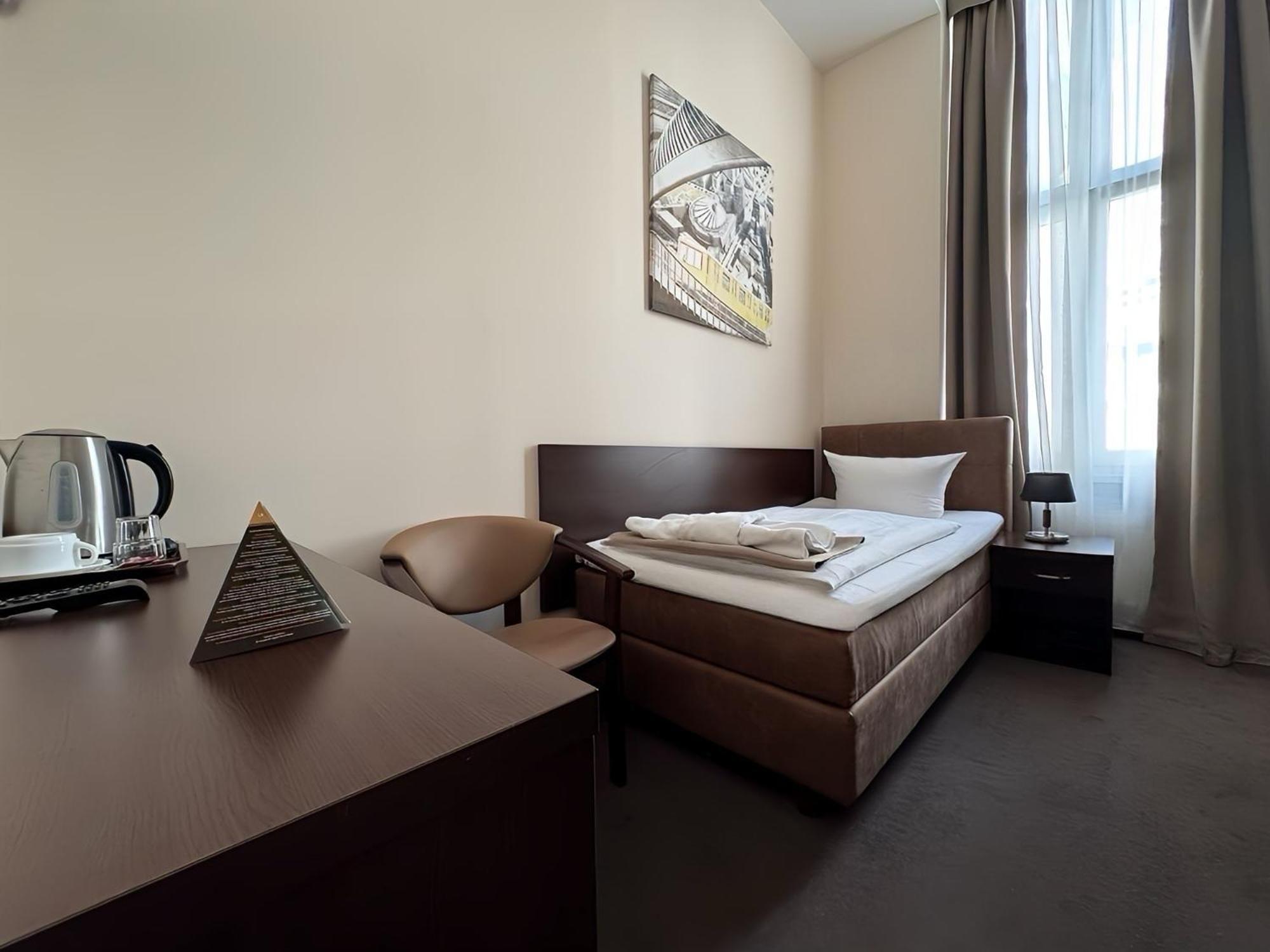 Upper Room Hotel Kurfuerstendamm Berlin Exterior foto
