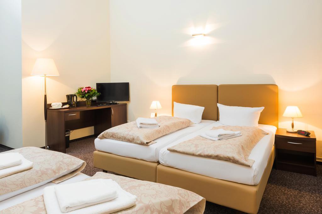 Upper Room Hotel Kurfuerstendamm Berlin Exterior foto