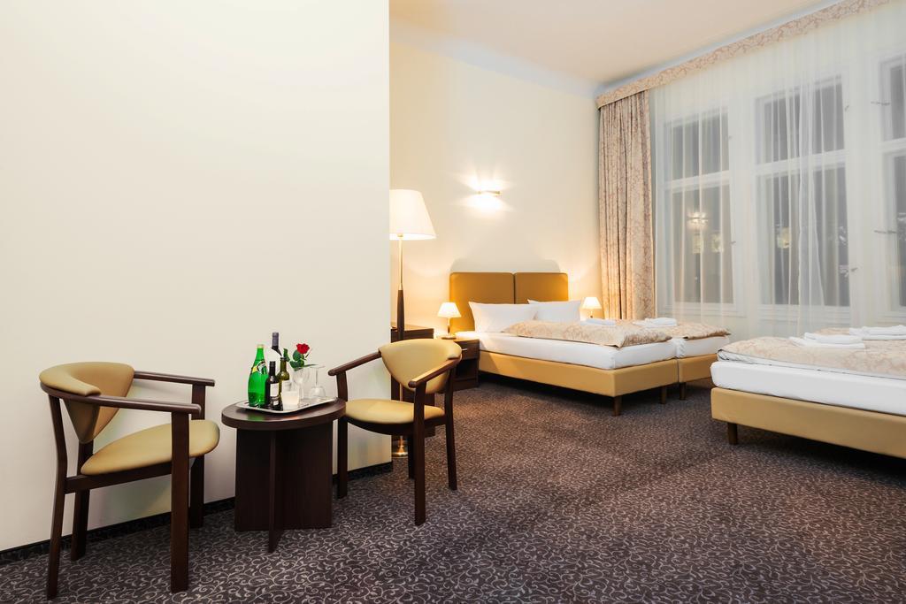 Upper Room Hotel Kurfuerstendamm Berlin Exterior foto