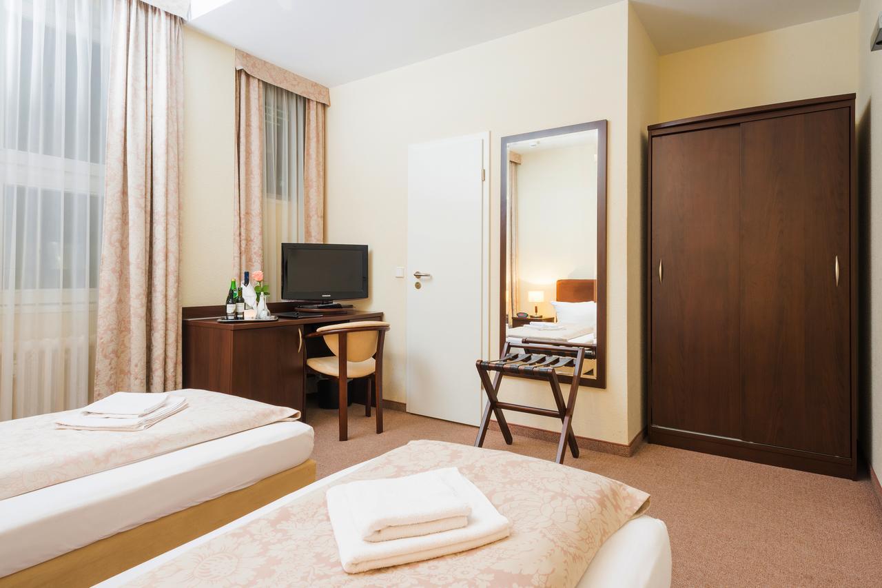 Upper Room Hotel Kurfuerstendamm Berlin Exterior foto